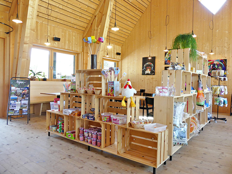 Camping Trun Kiosk